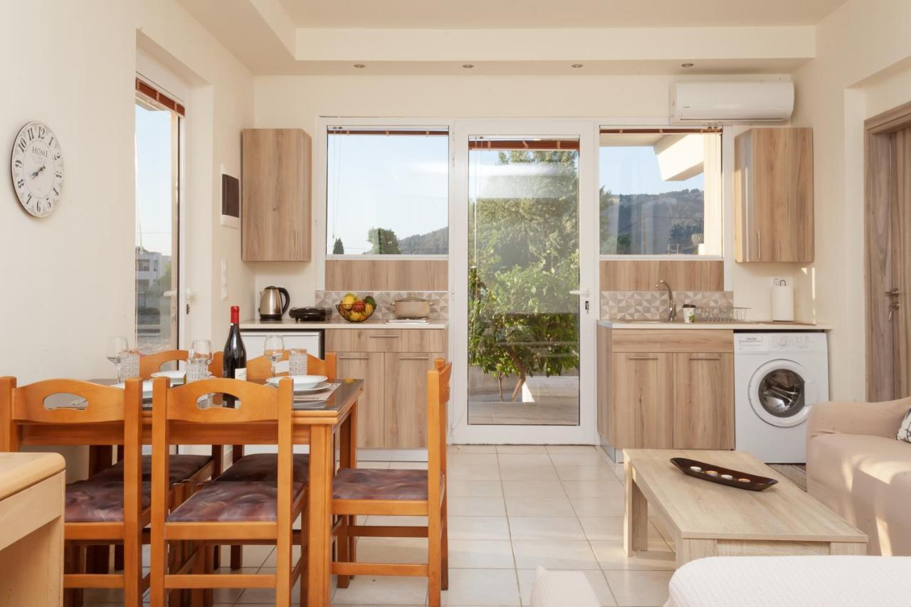 Artemis Fani Appartement *